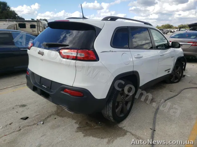 2016 Jeep Cherokee — photo 4 (copart)
