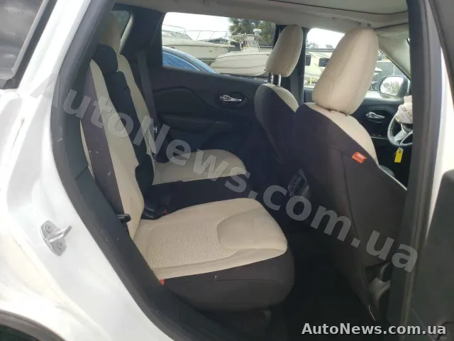 2016 Jeep Cherokee — photo 6 (copart)
