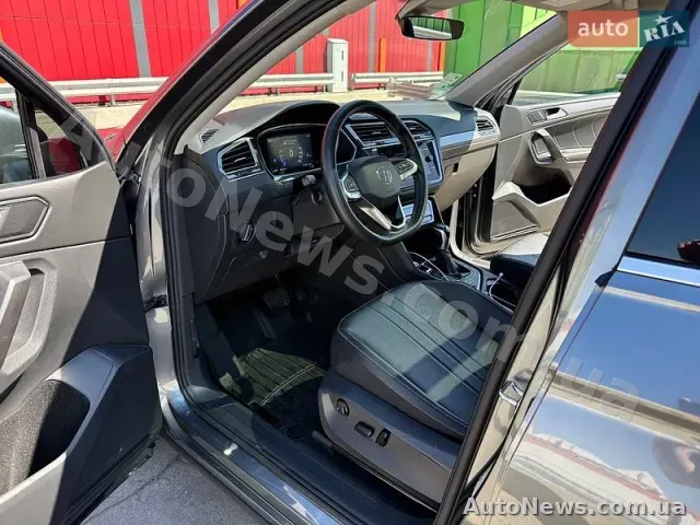 2022 Volkswagen Tiguan, VIN 3VV2B7AX2NM138345, госномер КА9949АМ — фото 16 (autoria)