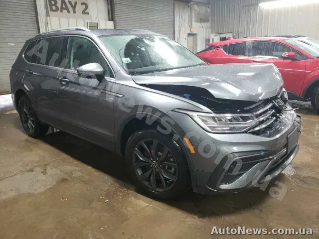 2022 Volkswagen Tiguan, VIN 3VV2B7AX2NM138345, госномер КА9949АМ — фото 4 (copart)