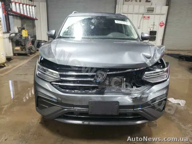 2022 Volkswagen Tiguan, VIN 3VV2B7AX2NM138345, госномер КА9949АМ — фото 5 (copart)