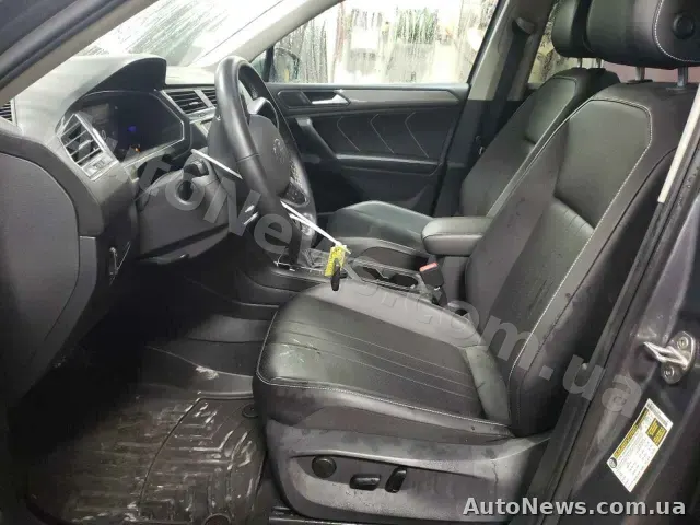 2022 Volkswagen Tiguan, VIN 3VV2B7AX2NM138345, госномер КА9949АМ — фото 7 (copart)