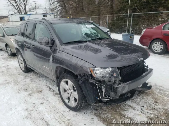 2017 Jeep Compass — photo 1 (copart)