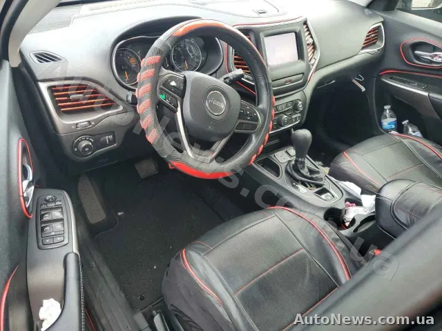 2018 Jeep Grand Cher, VIN 1C4PJLCB8KD275413, госномер ВІ9104ІМ — фото 8 (copart)