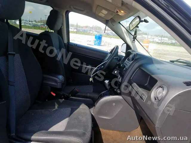 2013 Jeep Compass — фото 5 (copart)