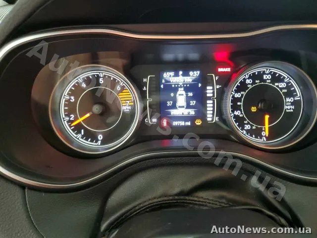 2019 Jeep Grand Cher — photo 9 (copart)