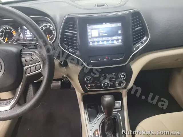 2019 Jeep Cherokee — photo 11 (manheim)