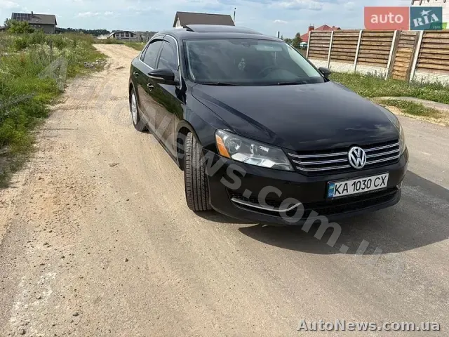 2012 Volkswagen Passat, VIN 1VWBP7A38CC095543, госномер КА1030СХ — фото 2 (autoria)