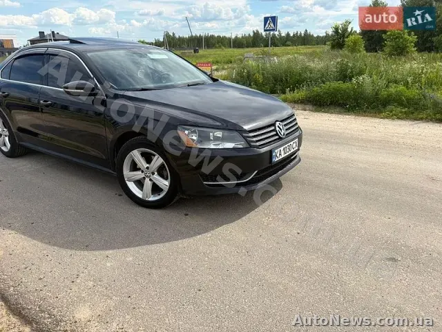 2012 Volkswagen Passat, VIN 1VWBP7A38CC095543, госномер КА1030СХ — фото 4 (autoria)