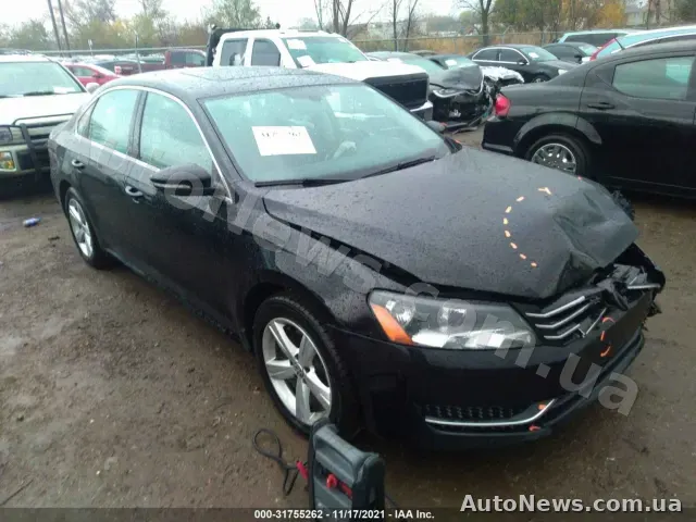 2012 Volkswagen Passat, VIN 1VWBP7A38CC095543, госномер КА1030СХ — фото 1 (iaai)
