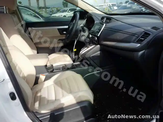 2017 Honda CR-V LX, VIN 2HKRW5H35HH402404, держномер АЕ1005РВ — фото 5 (copart)