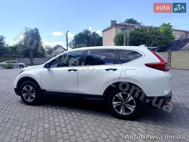 2017 Honda CR-V LX, VIN 2HKRW5H35HH402404, plate АЕ1005РВ — photo 6 (autoria)