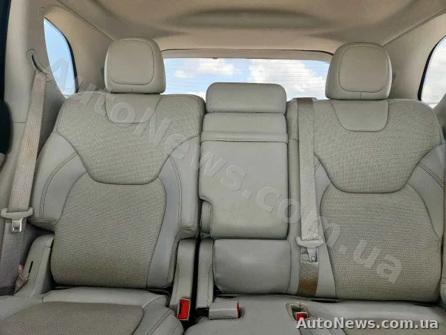 2019 Jeep Cherokee — photo 10 (copart)