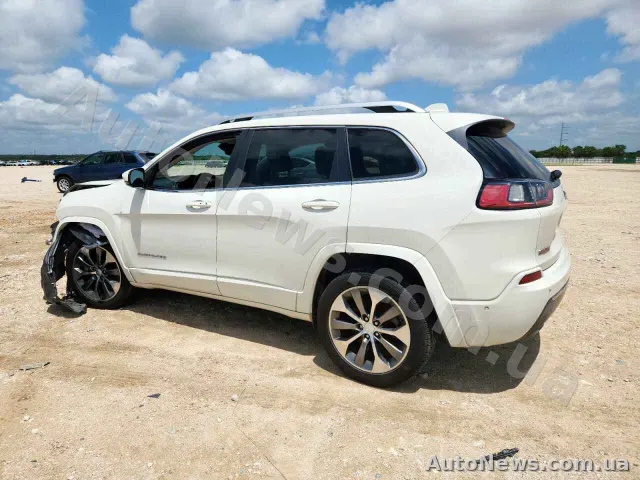 2019 Jeep Cherokee — photo 2 (copart)