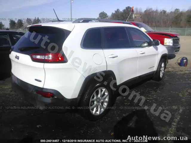 2014 Jeep Cherokee — zdjęcie 4 (iaai)