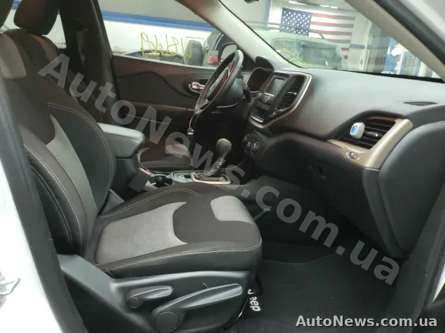 2017 Jeep Cherokee — фото 5 (copart)