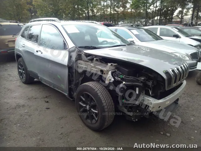 2016 Jeep Cherokee, VIN 1C4PJMCB0HW519882, nr rej. ВН6772ОО — zdjęcie 1 (iaai)