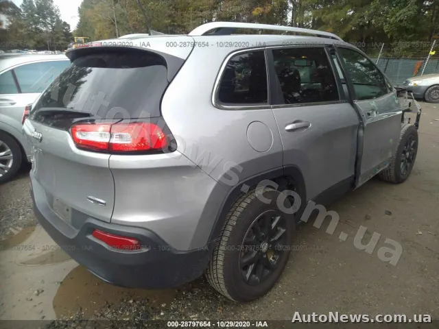 2016 Jeep Cherokee, VIN 1C4PJMCB0HW519882, nr rej. ВН6772ОО — zdjęcie 4 (iaai)