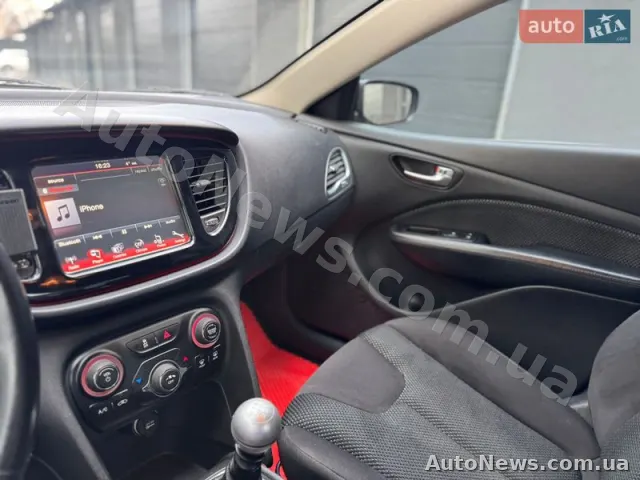 2014 Dodge Dart — photo 10 (autoria)