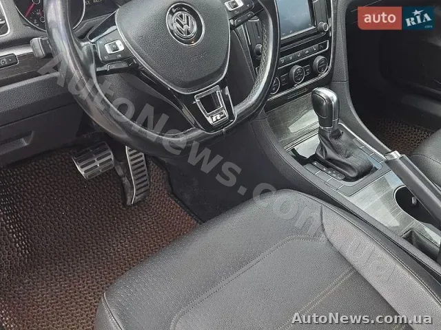 2016 Volkswagen Passat, VIN 1VWBT7A31GC012486 — фото 17 (autoria)