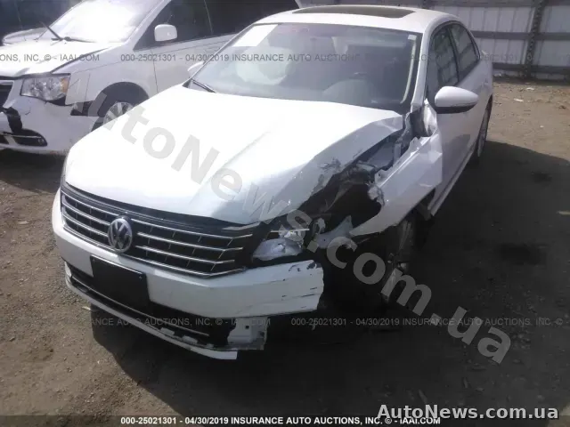 2016 Volkswagen Passat, VIN 1VWBT7A31GC012486 — фото 6 (iaai)