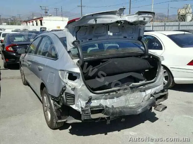 2015 Hyundai Sonata, VIN 5NPE24AF9FH168046, nr rej. КА9152ЕХ — zdjęcie 3 (copart)