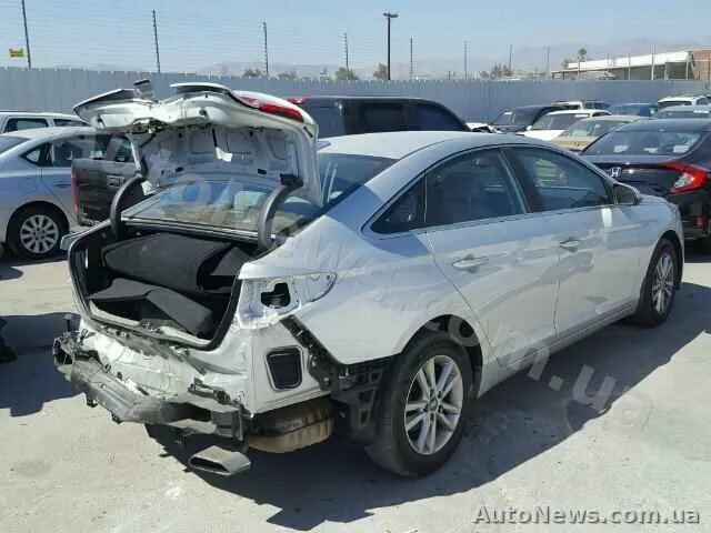 2015 Hyundai Sonata, VIN 5NPE24AF9FH168046, nr rej. КА9152ЕХ — zdjęcie 4 (copart)