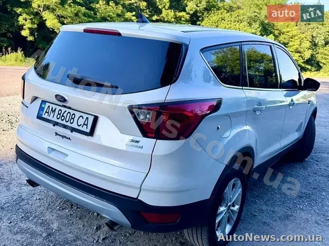 2018 Ford Escape, VIN 1FMCU0GD1KUA24647, держномер АМ8608СА — фото 2 (autoria)