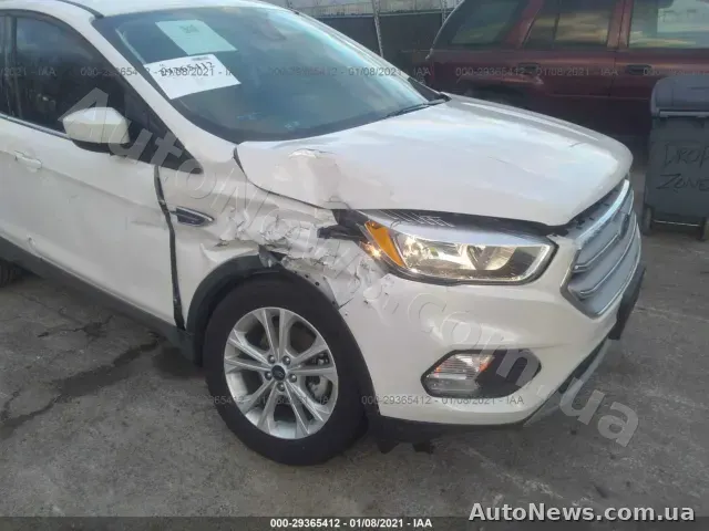 2018 Ford Escape, VIN 1FMCU0GD1KUA24647, держномер АМ8608СА — фото 28 (iaai)
