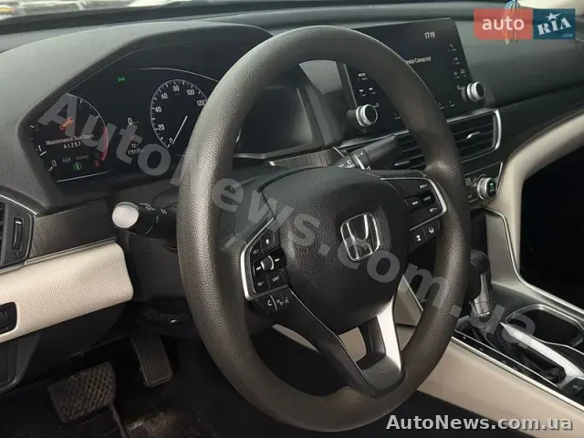 2017 Honda Accord, VIN 1HGCV1F15JA019354, держномер КА5022ОО — фото 12 (autoria)