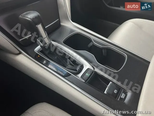 2017 Honda Accord, VIN 1HGCV1F15JA019354, держномер КА5022ОО — фото 14 (autoria)