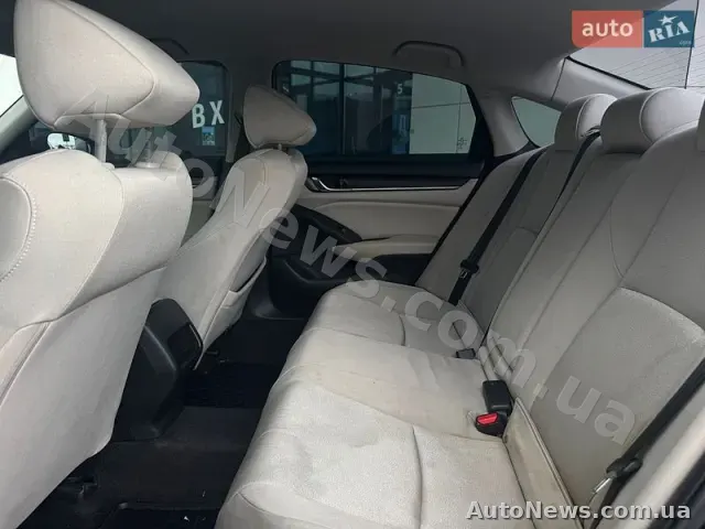 2017 Honda Accord, VIN 1HGCV1F15JA019354, держномер КА5022ОО — фото 26 (autoria)