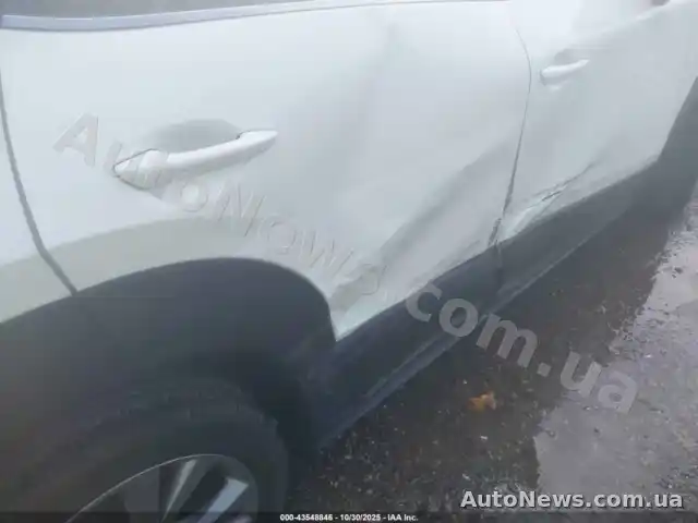 2022 Mazda CX-30, VIN 3MVDMBBM2PM510082, госномер ВМ1592ЕО — фото 17 (iaai)