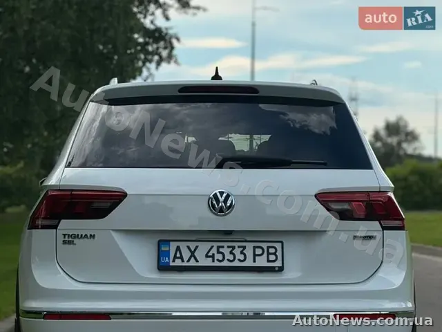 2020 Volkswagen Tiguan, VIN 3VV2B7AX2LM120084 — фото 4 (autoria)
