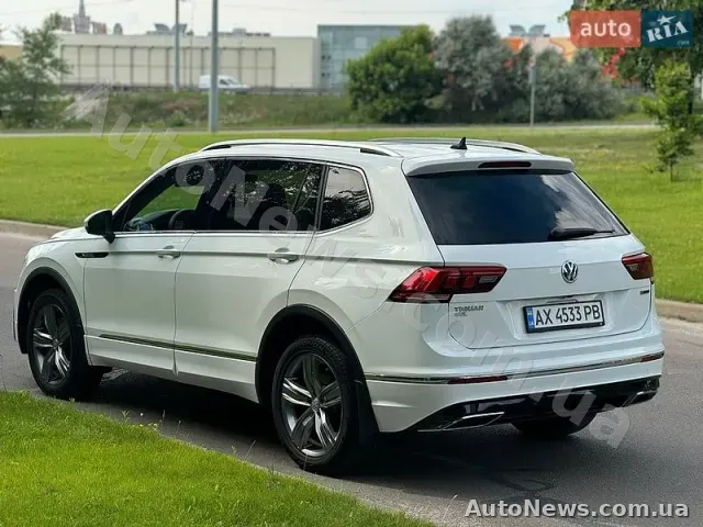 2020 Volkswagen Tiguan, VIN 3VV2B7AX2LM120084 — фото 5 (autoria)