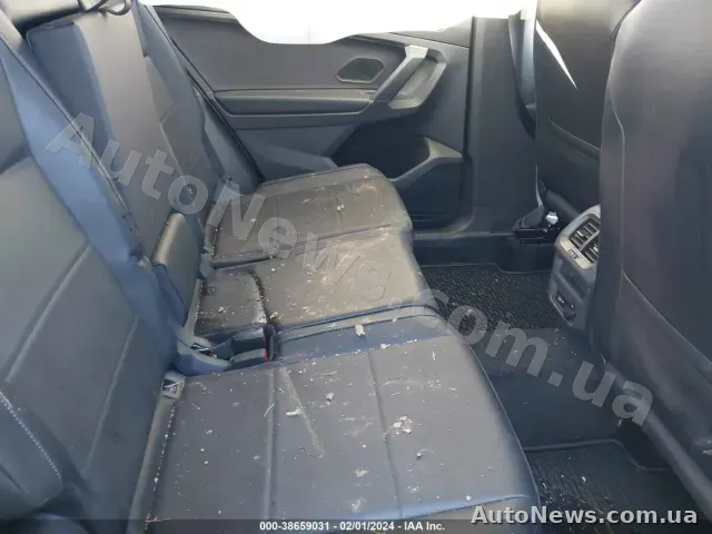 2020 Volkswagen Tiguan, VIN 3VV2B7AX2LM120084 — фото 24 (iaai)