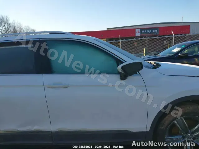 2020 Volkswagen Tiguan, VIN 3VV2B7AX2LM120084 — фото 45 (iaai)