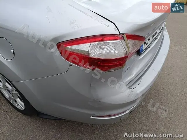 2016 Ford Fiesta, VIN 3FADP4BJ5GM178624, nr rej. КА1861МА — zdjęcie 5 (autoria)