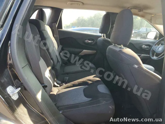 2017 Jeep Grand Cher, VIN 1C4PJMAB6HW659826, госномер СА0291КС — фото 10 (copart)