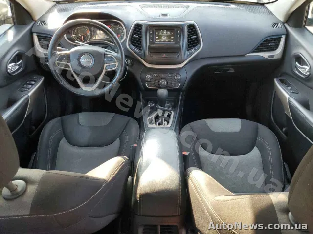 2017 Jeep Grand Cher, VIN 1C4PJMAB6HW659826, госномер СА0291КС — фото 8 (copart)