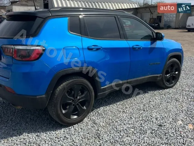 2018 Jeep Compass, VIN 3C4NJCBB6JT471450 — photo 9 (autoria)
