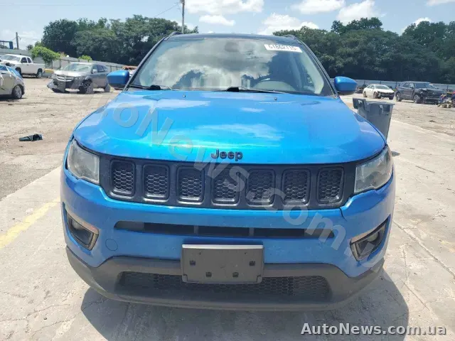 2018 Jeep Compass, VIN 3C4NJCBB6JT471450 — photo 5 (copart)