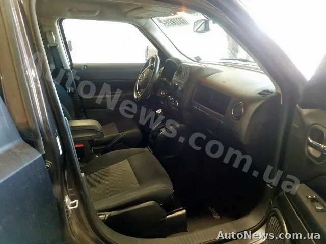 2014 Jeep Patriot LA — photo 5 (copart)