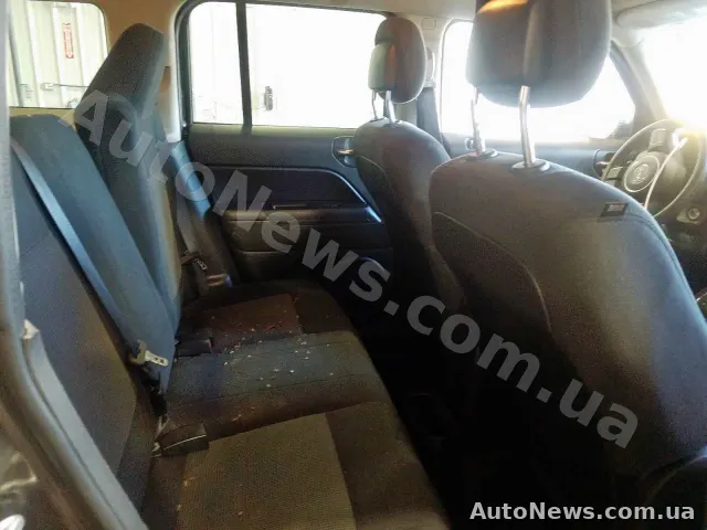 2014 Jeep Patriot LA — photo 6 (copart)