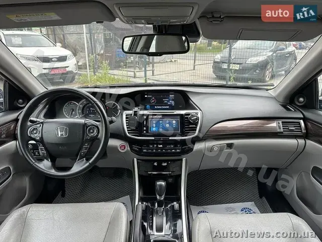 2016 Honda Accord, VIN 1HGCR3F02HA012055, nr rej. КА8562КТ — zdjęcie 14 (autoria)