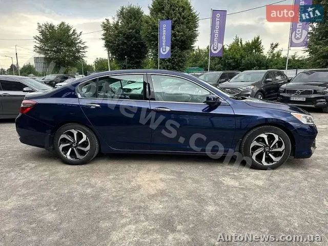 2016 Honda Accord, VIN 1HGCR3F02HA012055, nr rej. КА8562КТ — zdjęcie 4 (autoria)