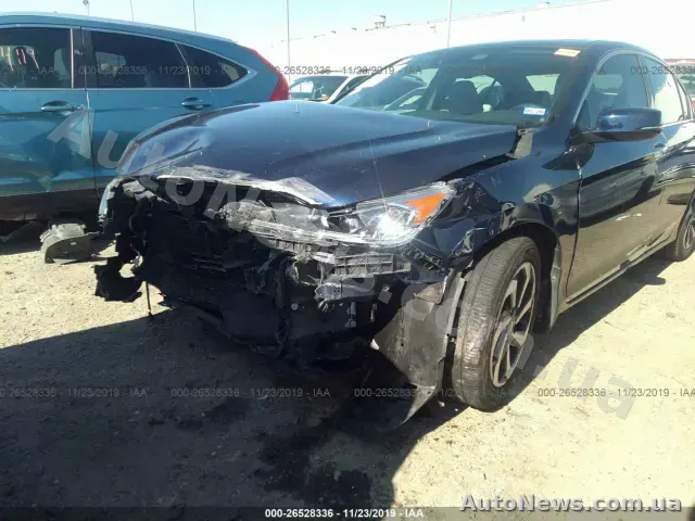 2016 Honda Accord, VIN 1HGCR3F02HA012055, nr rej. КА8562КТ — zdjęcie 6 (iaai)