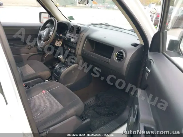 2015 Jeep Patriot — zdjęcie 17 (iaai)