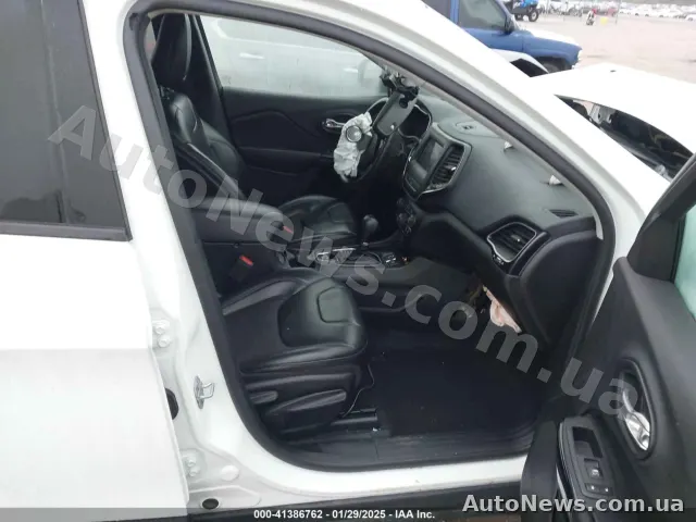 2018 Jeep Cherokee, VIN 1C4PJLLN4KD326237, держномер КА0671РС — фото 16 (iaai)