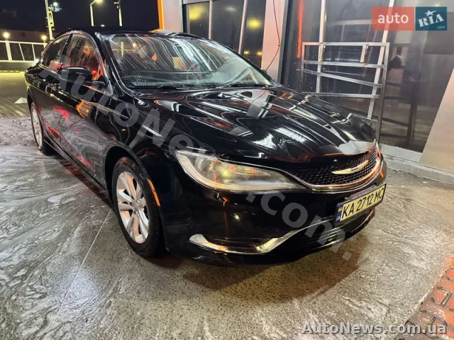 2015 Chrysler 200 — zdjęcie 10 (autoria)